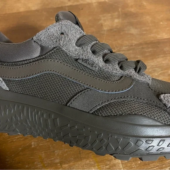 Size 9 - Vans UltraRange Neo VR3 MTE Mono Bungee Cord - Picture 6 of 15